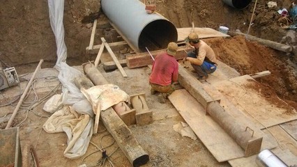 地下管道工程中的頂管施工設(shè)備解析